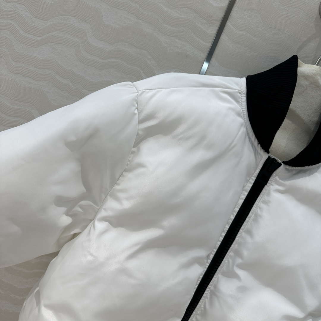 Dior Women's Fashion Clothing Jacket D88400