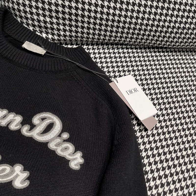 Dior Women's Fashion Clothing Sweater D38571