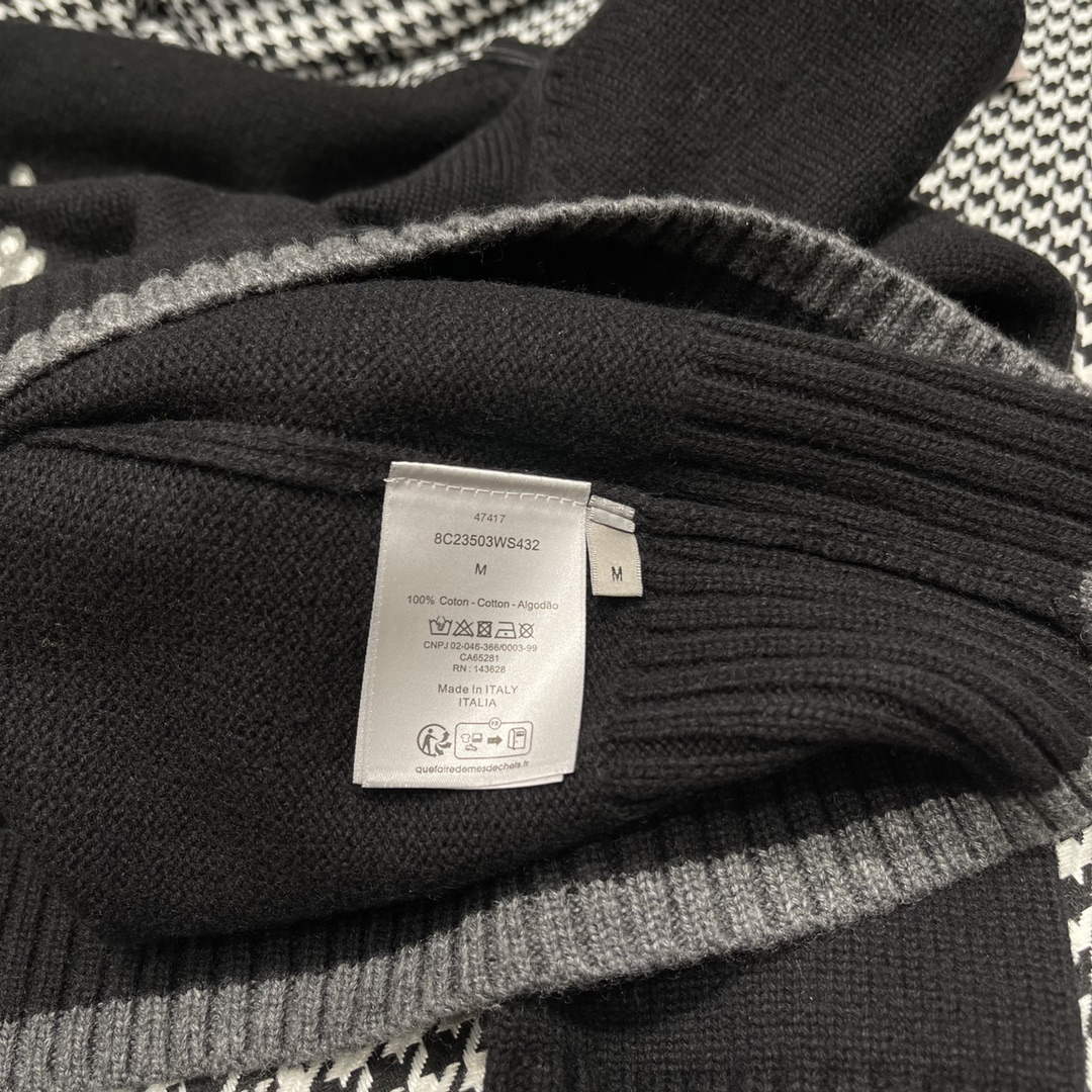 Dior Women's Fashion Clothing Sweater D38571