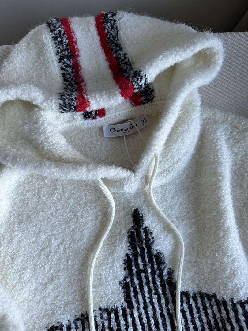 Dior Women's Fashion Clothing Sweater D38572