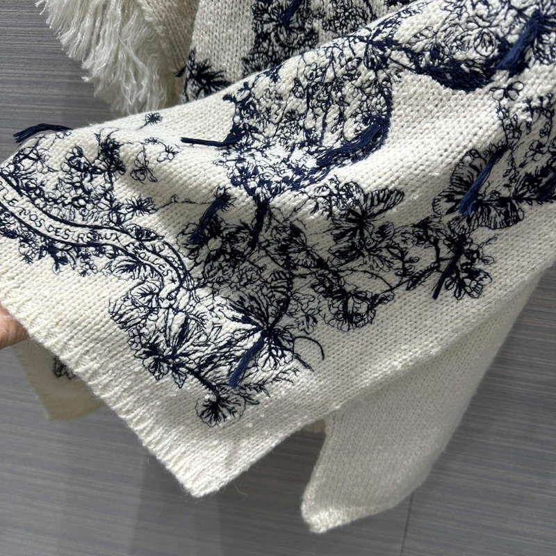 Dior Women's Fashion Clothing Sweater D38574