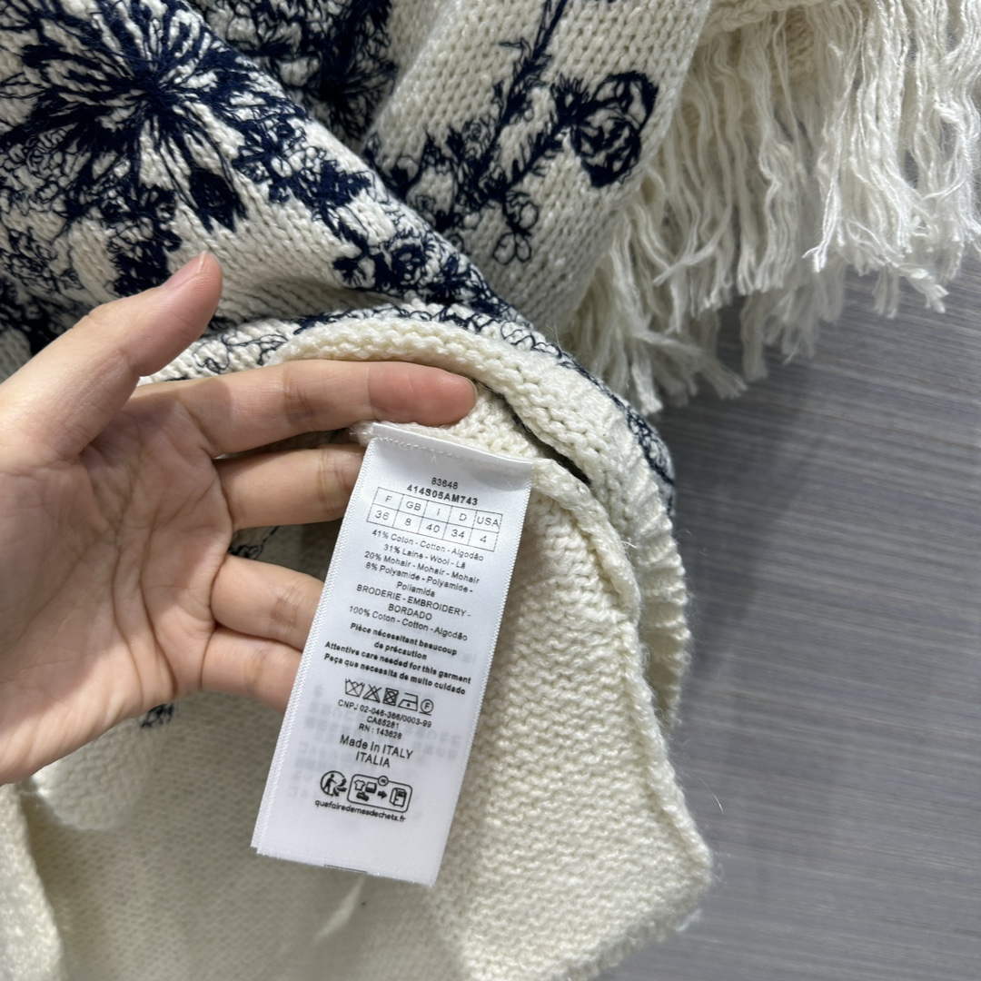 Dior Women's Fashion Clothing Sweater D38574