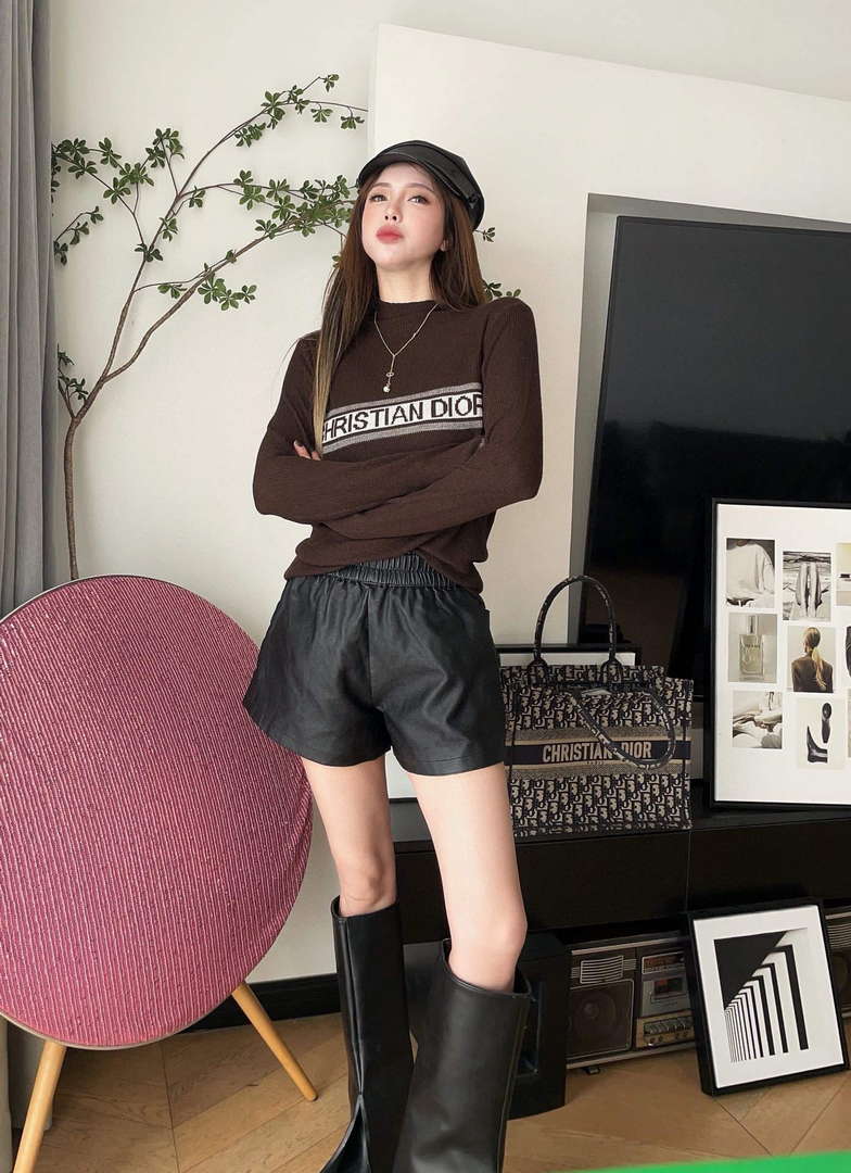 Dior Women's Fashion Clothing Sweater D38575