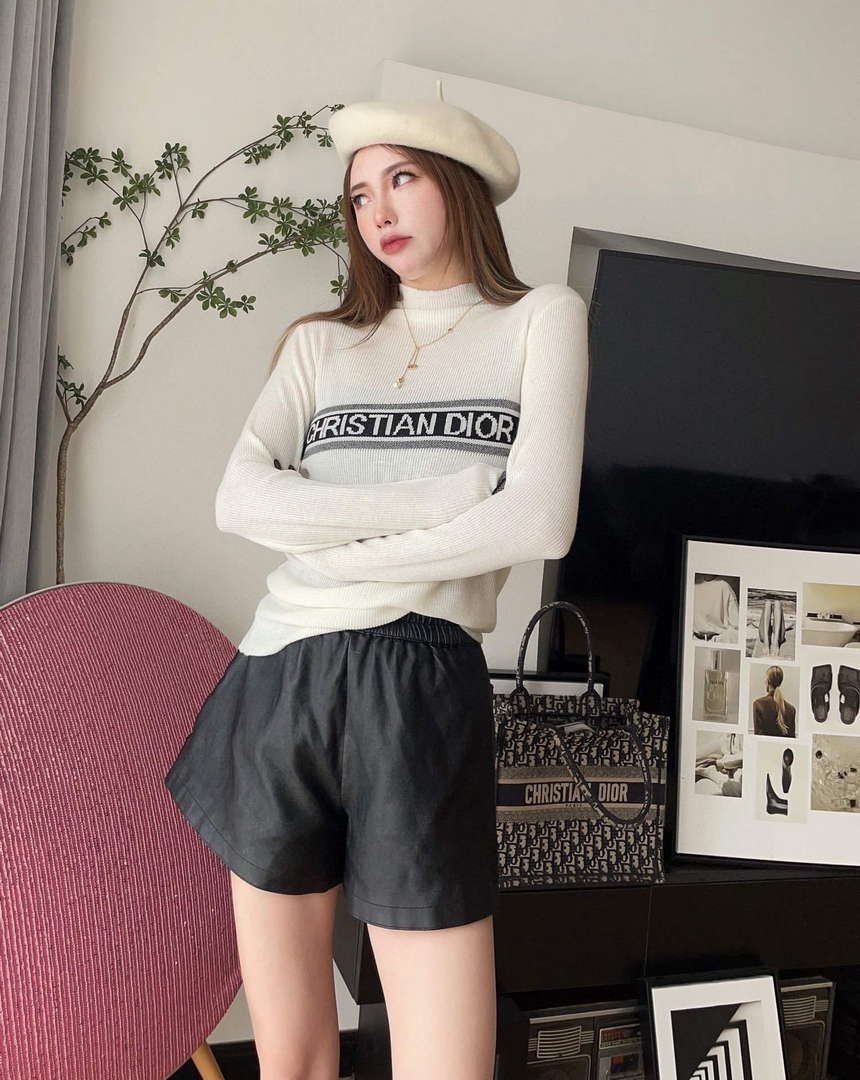 Dior Women's Fashion Clothing Sweater D38577