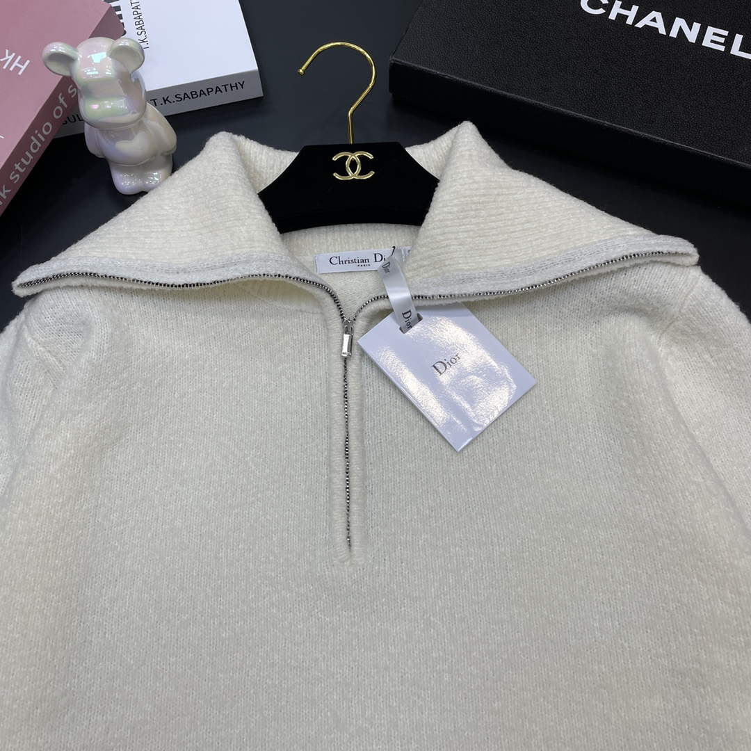 Dior Women's Fashion Clothing Sweater D38591