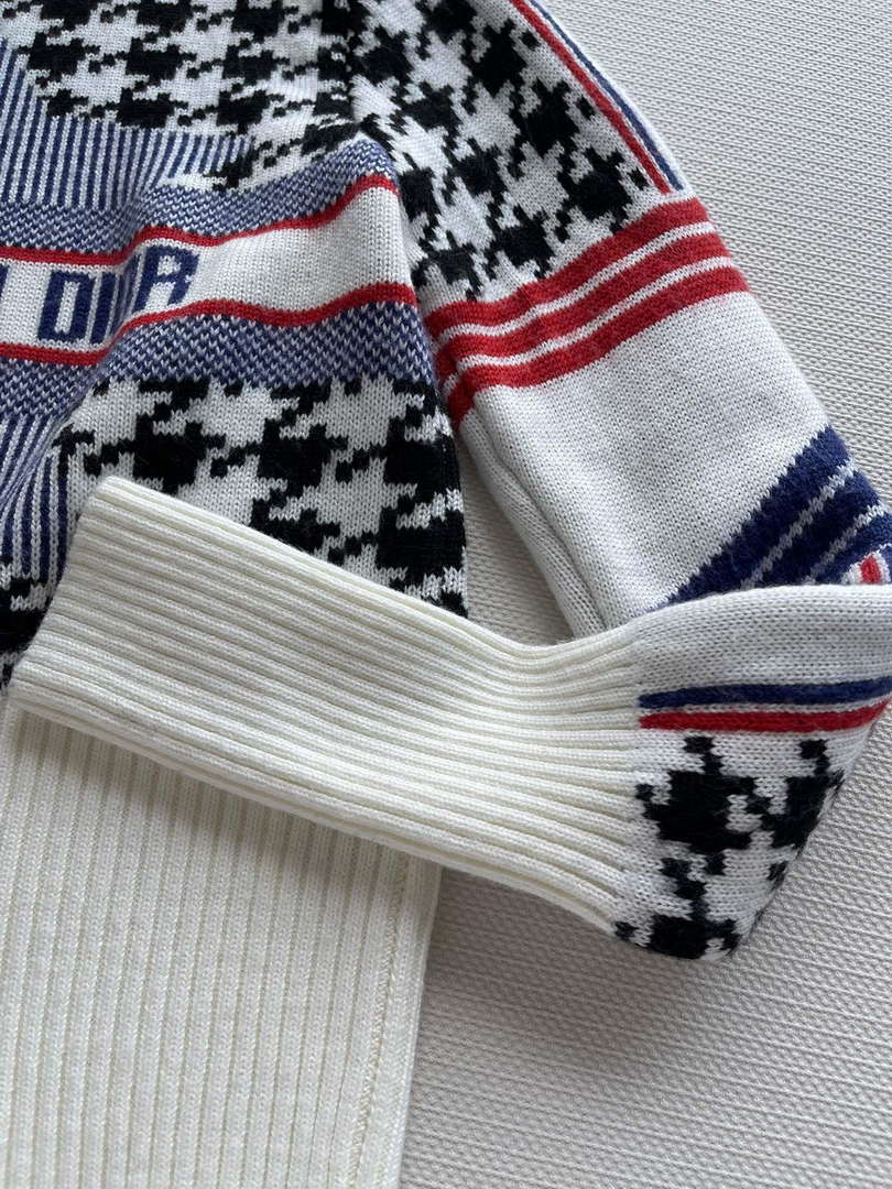 Dior Women's Fashion Clothing Sweater D38593