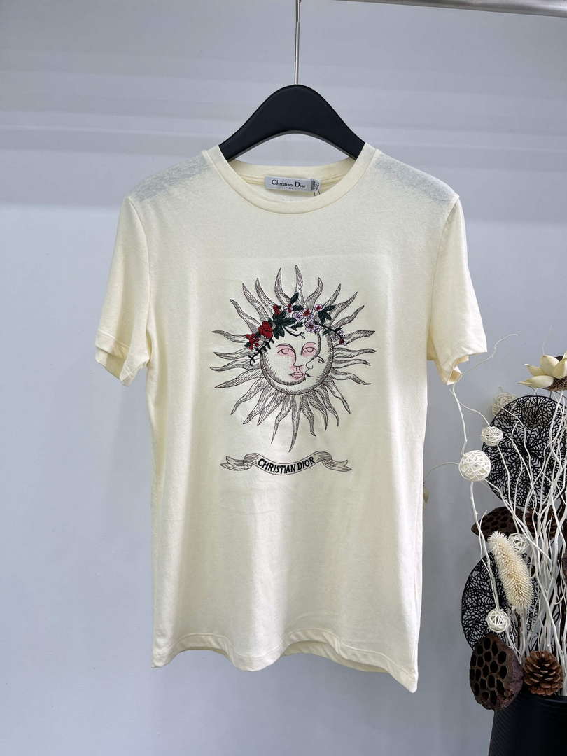 Dior Women's Fashion Clothing T-Shirt D88363