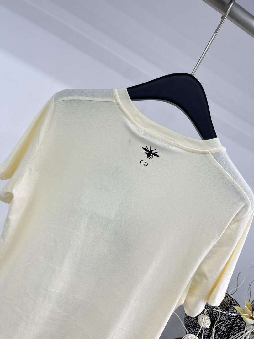 Dior Women's Fashion Clothing T-Shirt D88363