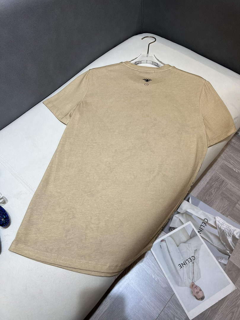 Dior Women's Fashion Clothing T-Shirt D88372