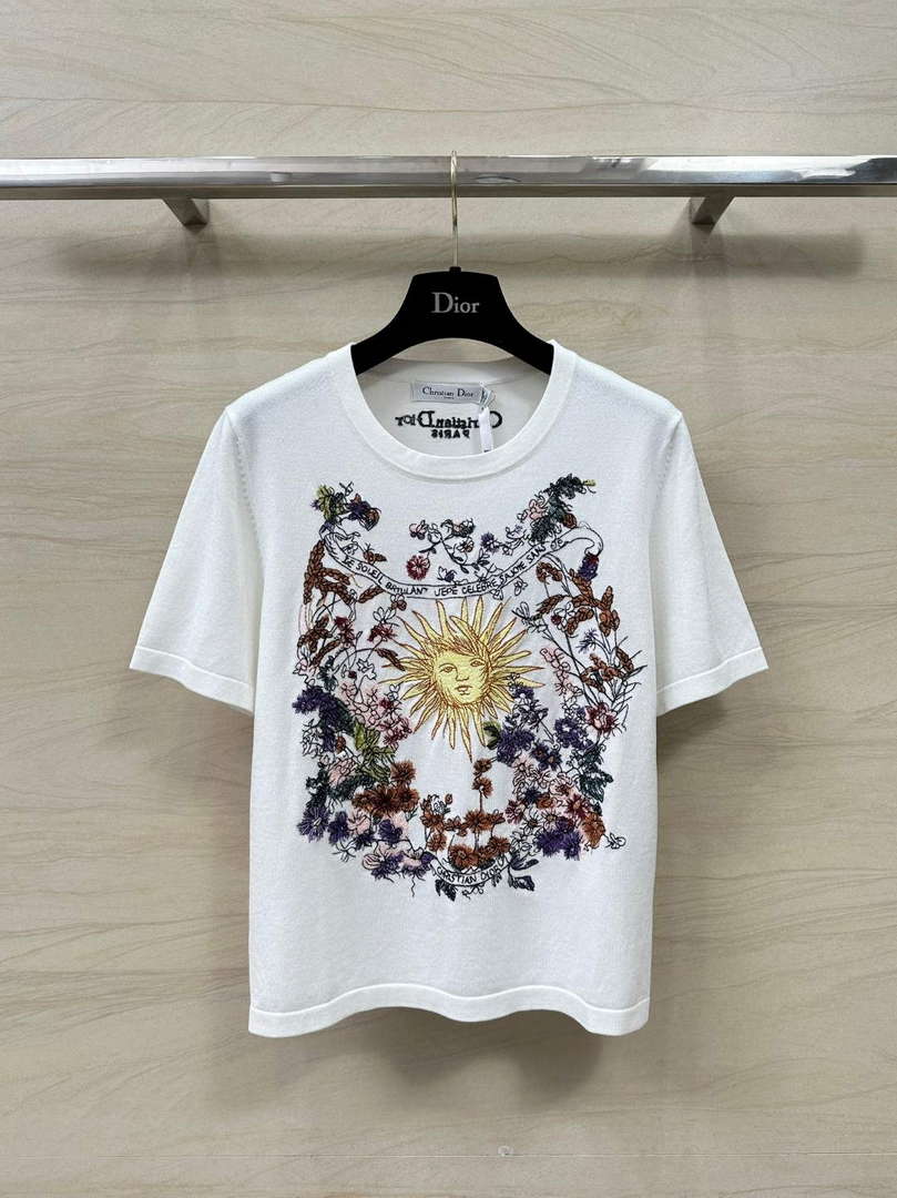 Dior Women's Fashion Clothing T-Shirt D88375