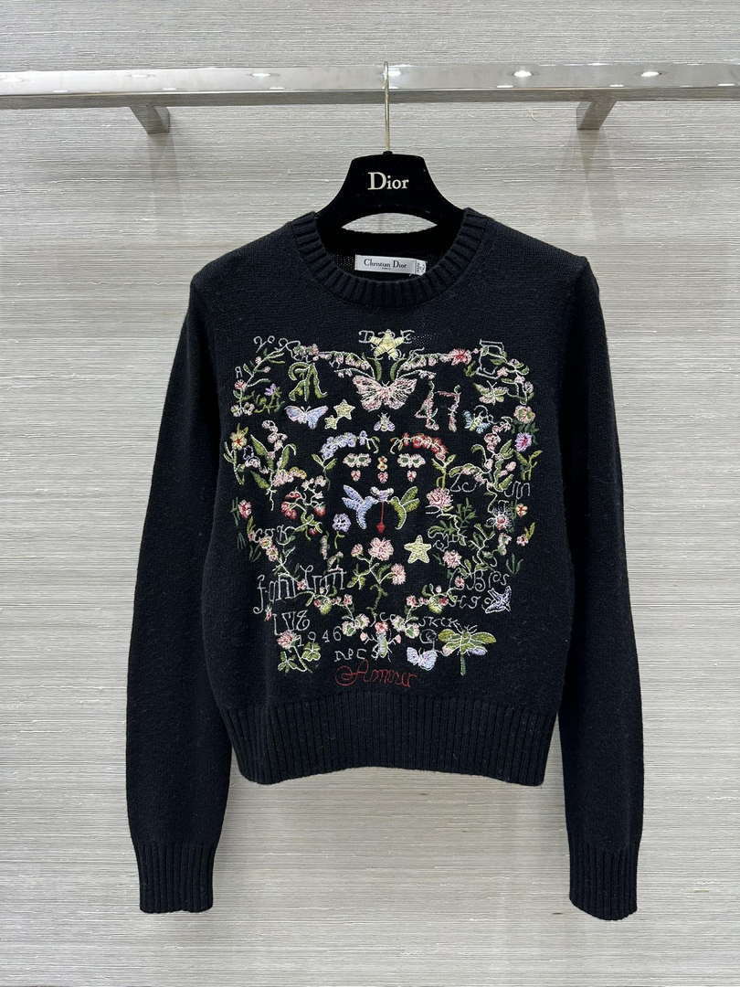 Dior Women's Floral embroidered long sleeves Sweater D38005
