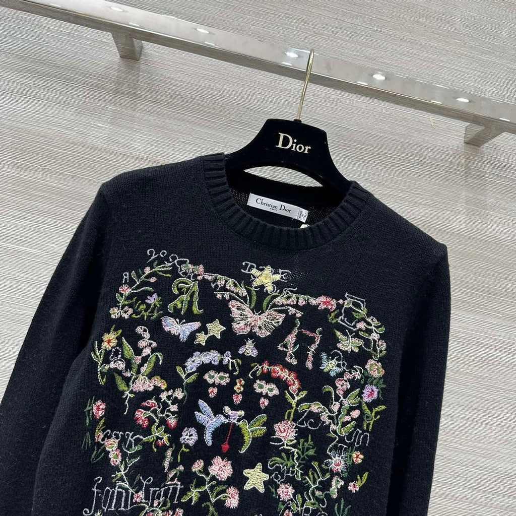 Dior Women's Floral embroidered long sleeves Sweater D38005