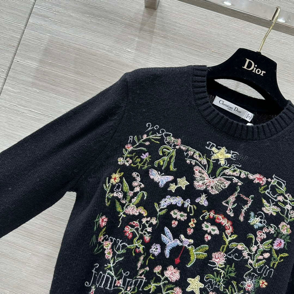 Dior Women's Floral embroidered long sleeves Sweater D38005