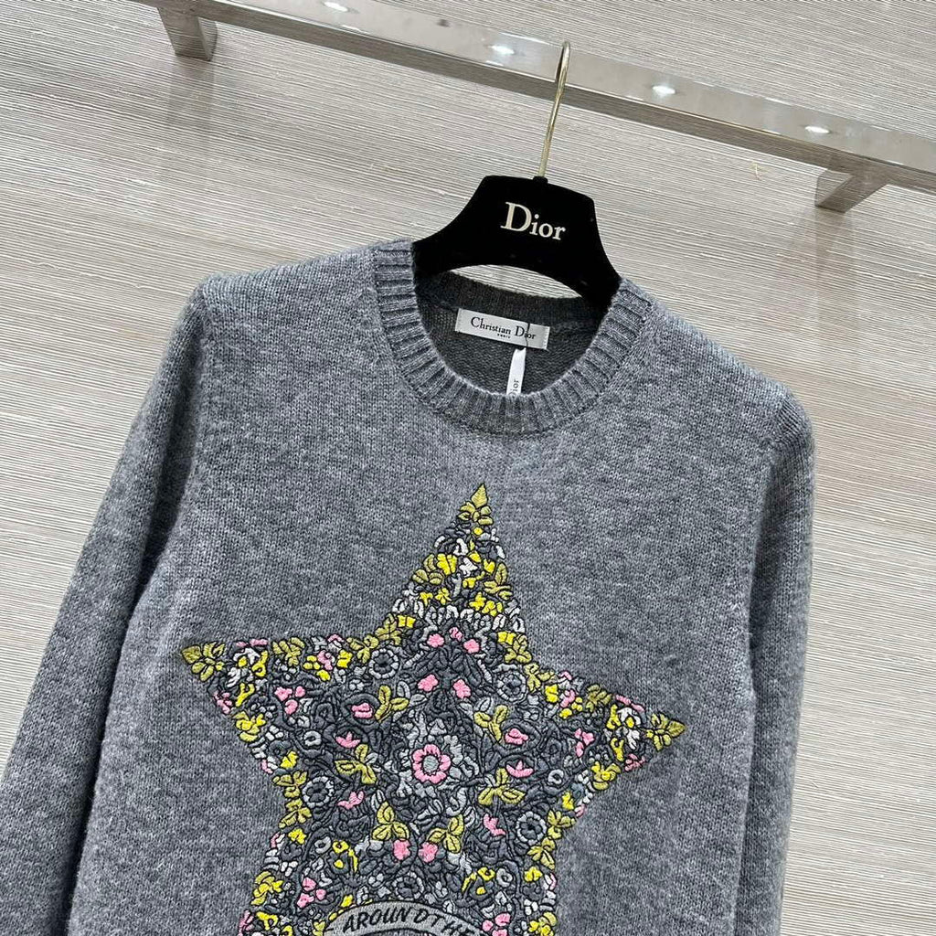 Dior Women's Floral embroidered long sleeves Sweater D38008