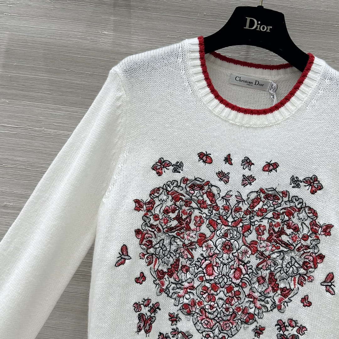 Dior Women's Floral embroidered long sleeves Sweater D38010