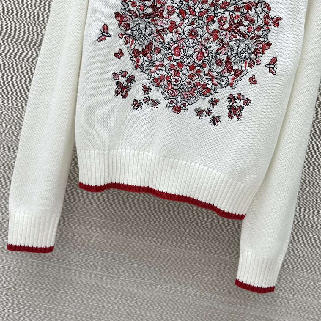 Dior Women's Floral embroidered long sleeves Sweater D38010