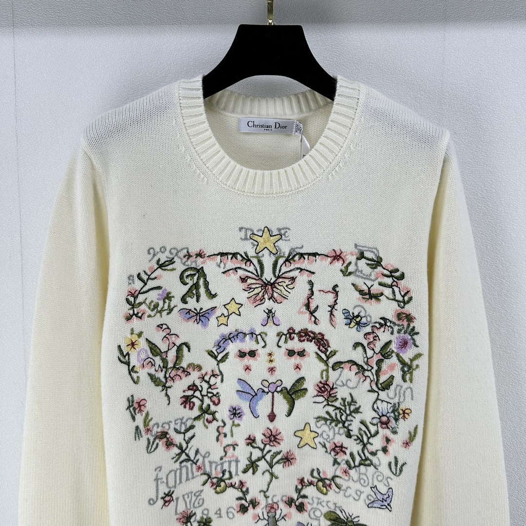 Dior Women's Floral embroidered long sleeves Sweater D38011
