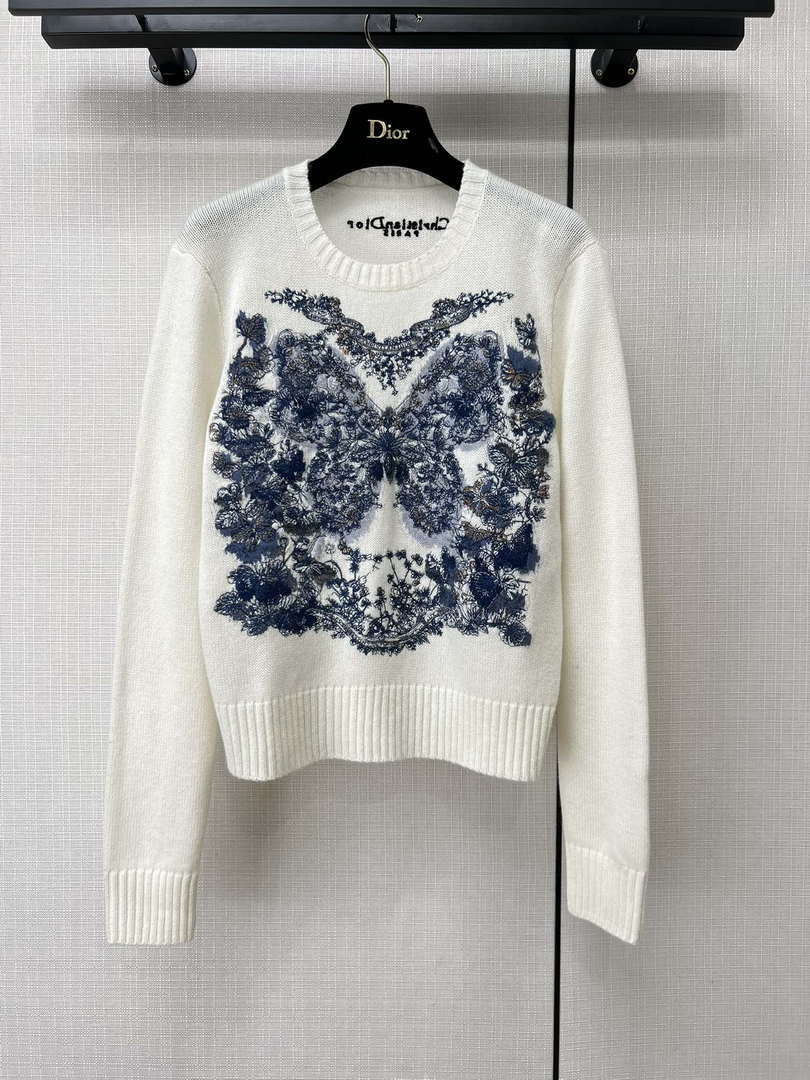 Dior Women's Floral embroidered long sleeves Sweater D38013