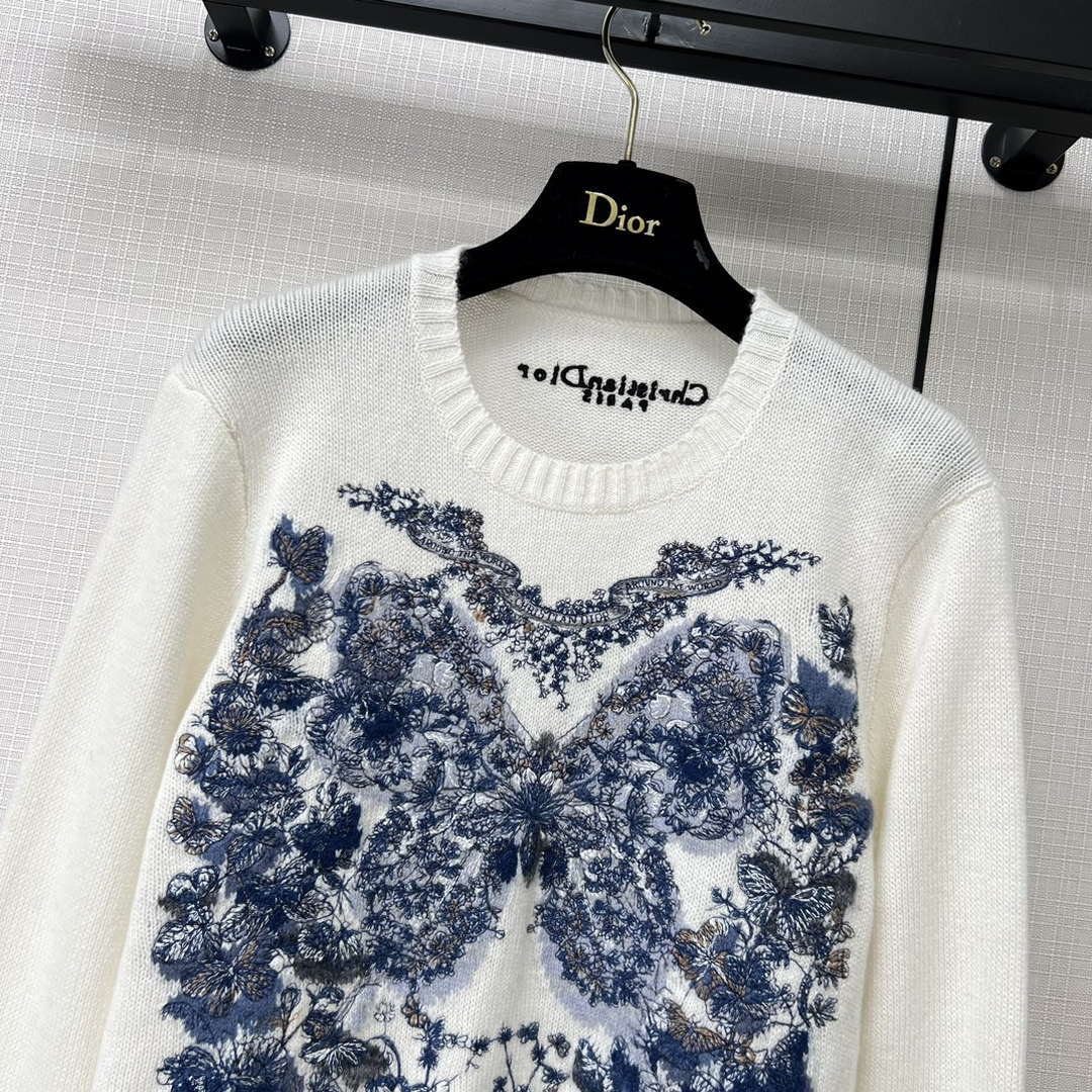 Dior Women's Floral embroidered long sleeves Sweater D38013