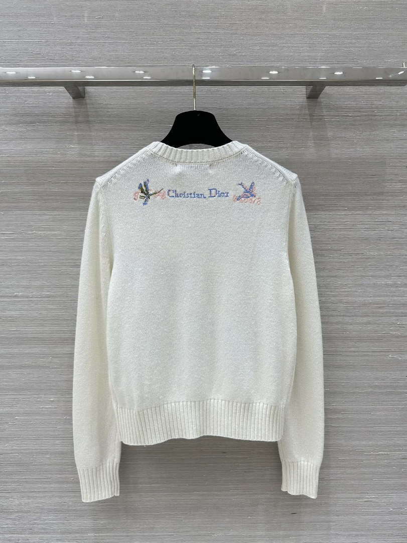 Dior Women's Floral embroidered long sleeves Sweater D38016