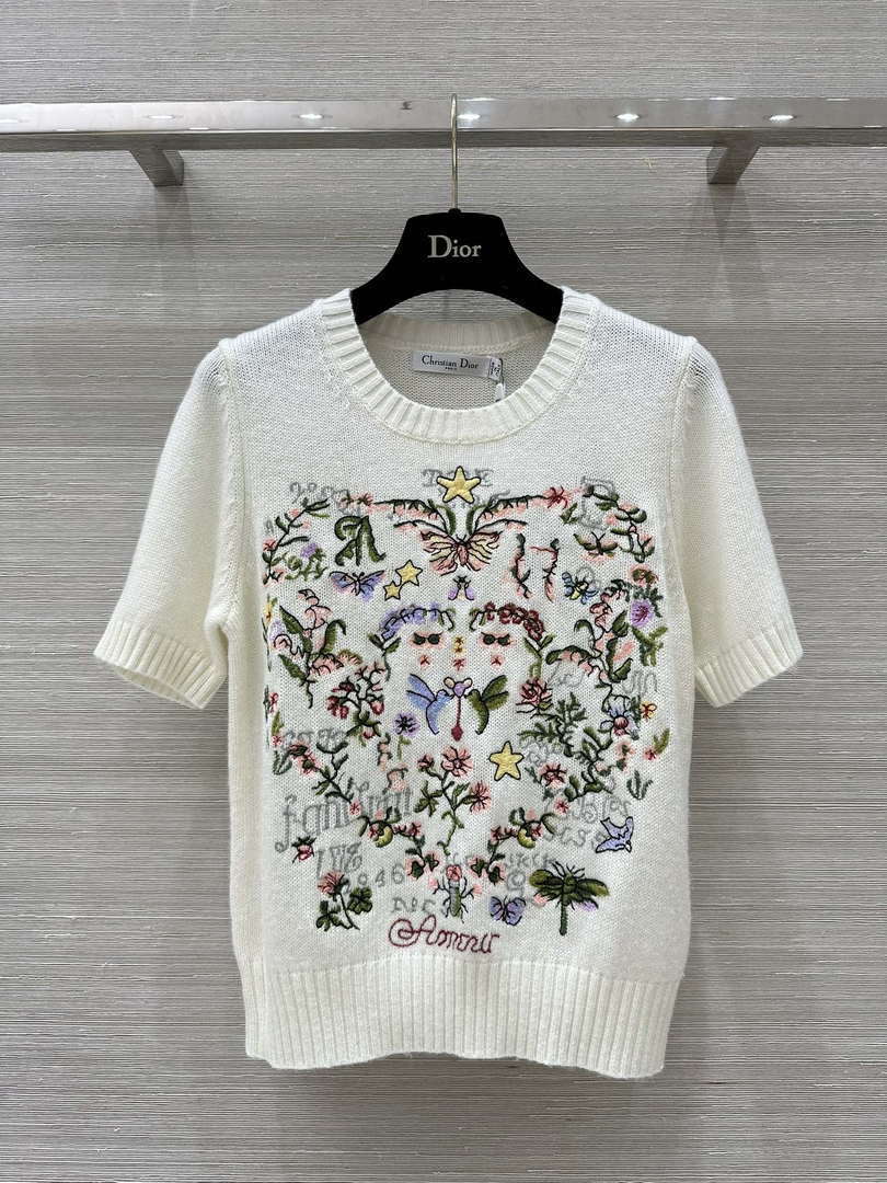 Dior Women's Floral embroidered short sleeves Sweater D38007 - S - View 1