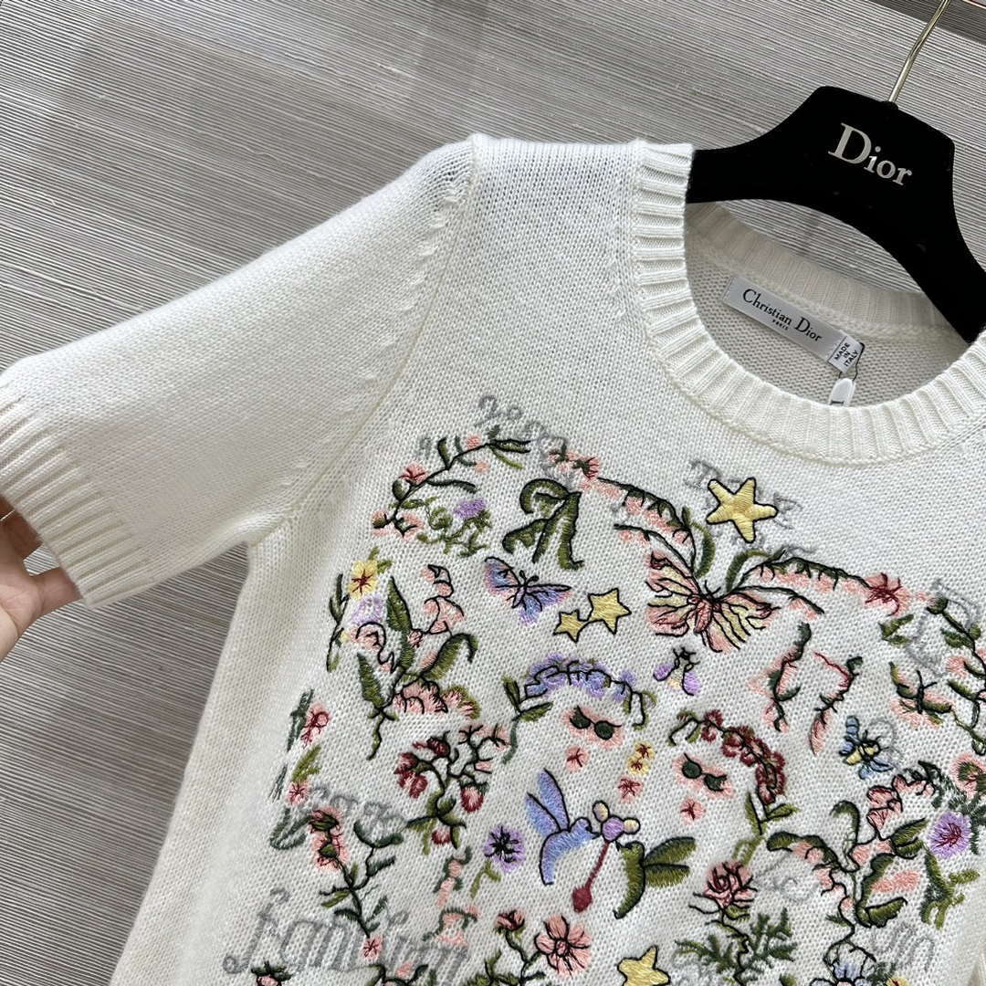 Dior Women's Floral embroidered short sleeves Sweater D38007