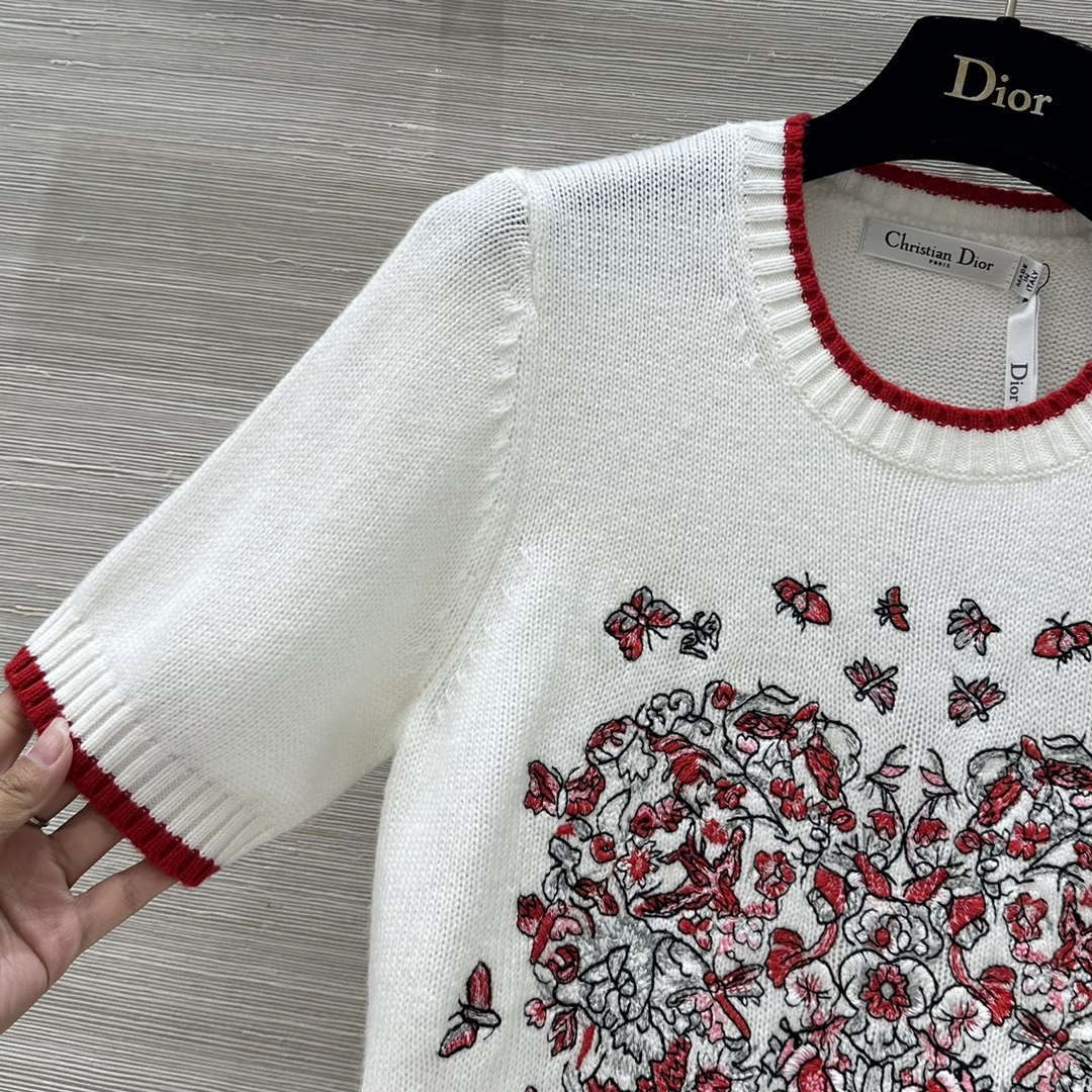 Dior Women's Floral embroidered Short sleeves Sweater D38017