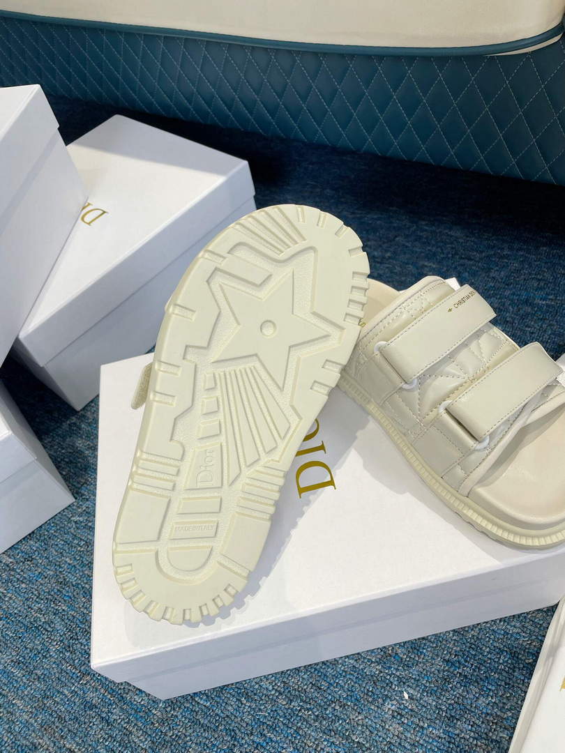 Dior Women's Shoes DIO(R) Evolution Slide Quilted Cannage KCQ716CQC White - 35 - View 9