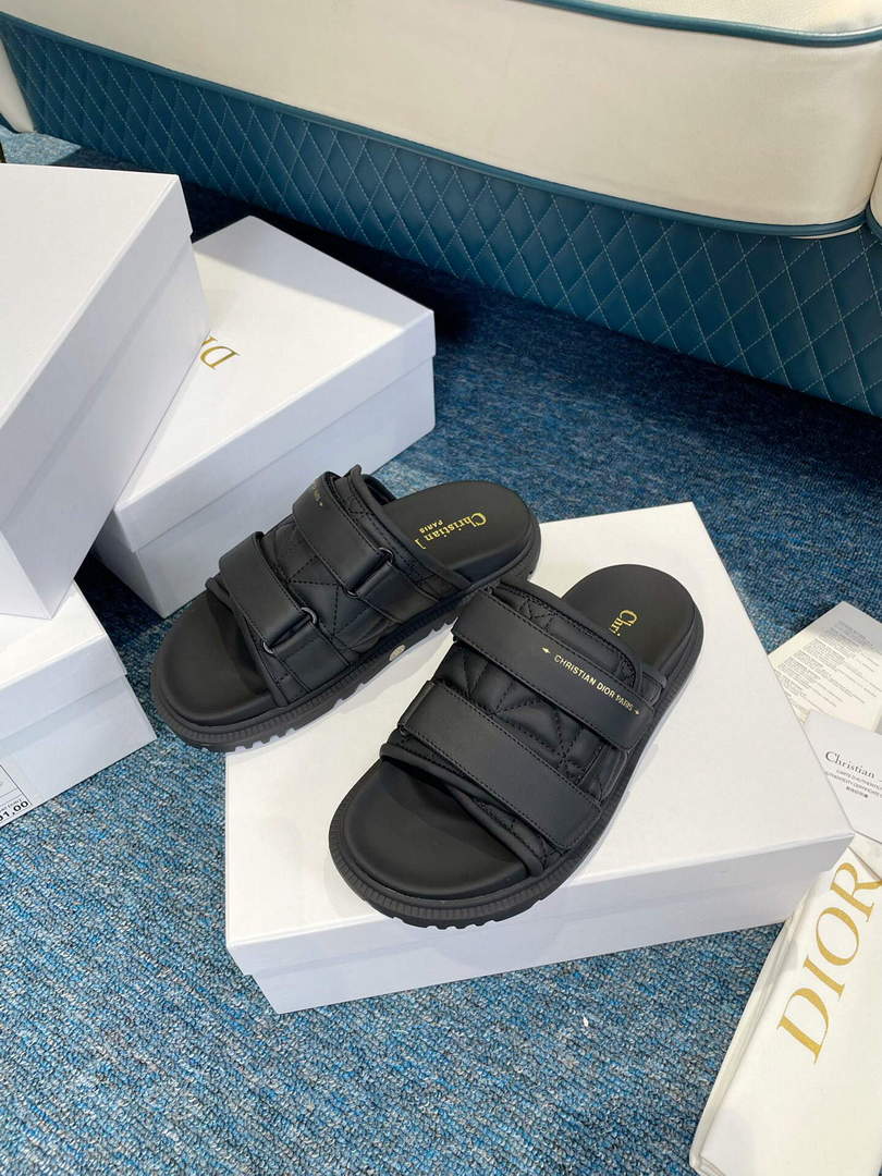 Dior Women's Shoes DIO(R) Evolution Slide Quilted Cannage KCQ716CQC Black