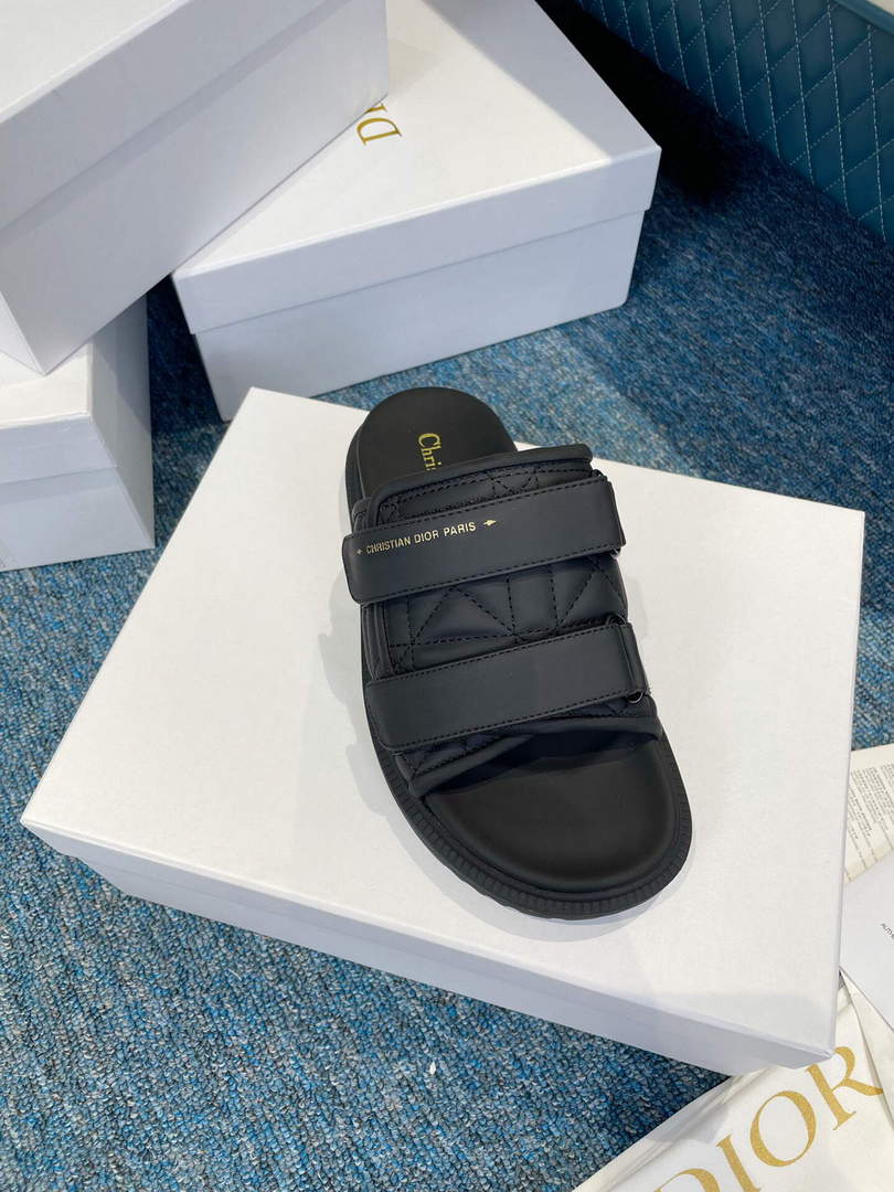Dior Women's Shoes DIO(R) Evolution Slide Quilted Cannage KCQ716CQC Black