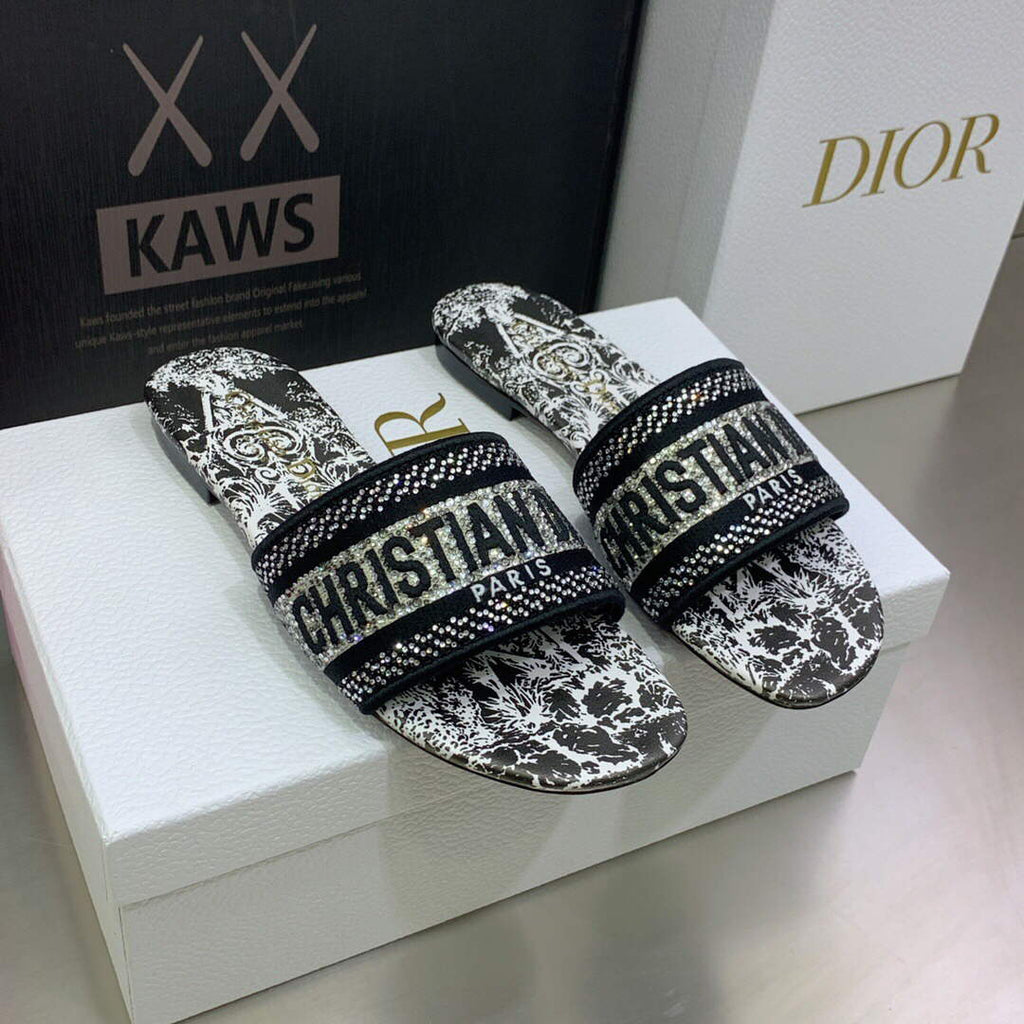 Dior Women's Shoes Diamond Embroidered Dway Slide KCQ209TJE Black