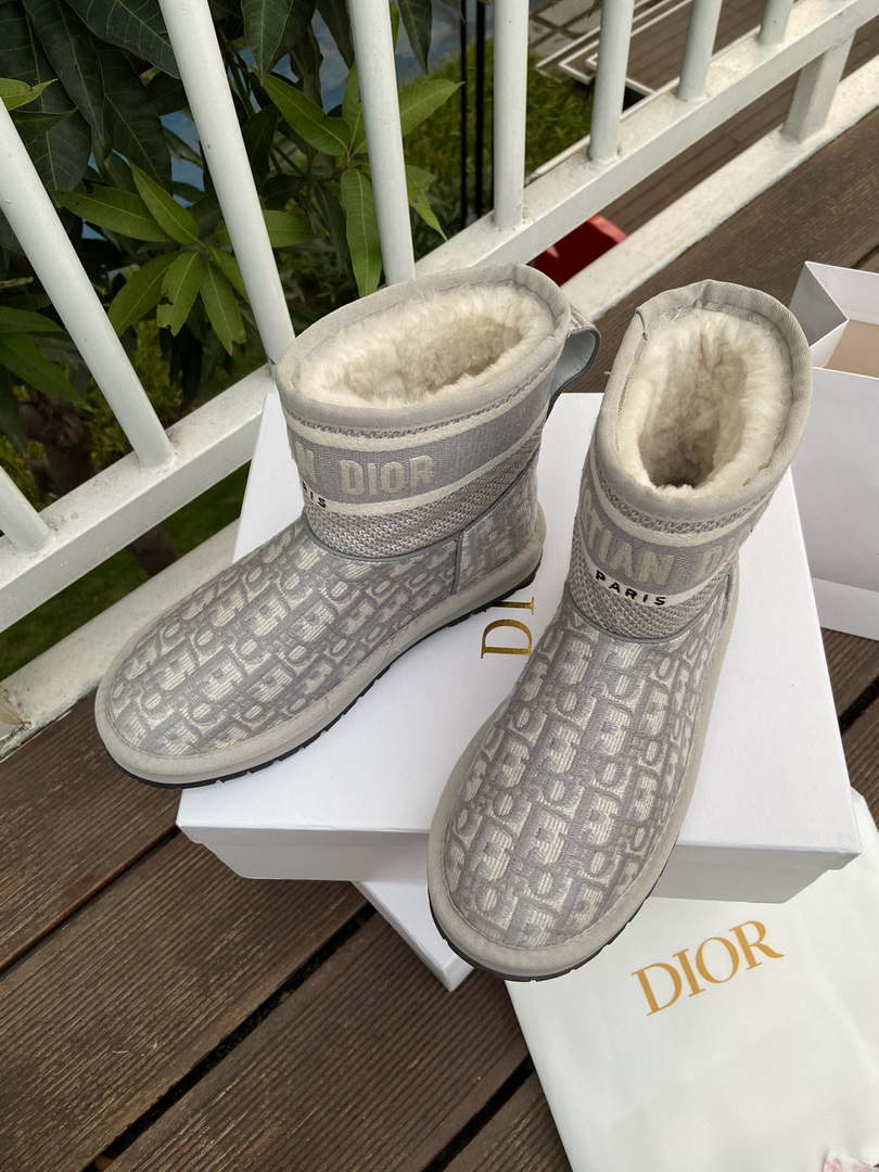Dior Women's Shoes KCI812CQN_S900 Dior Frost Ankle Boot 196017