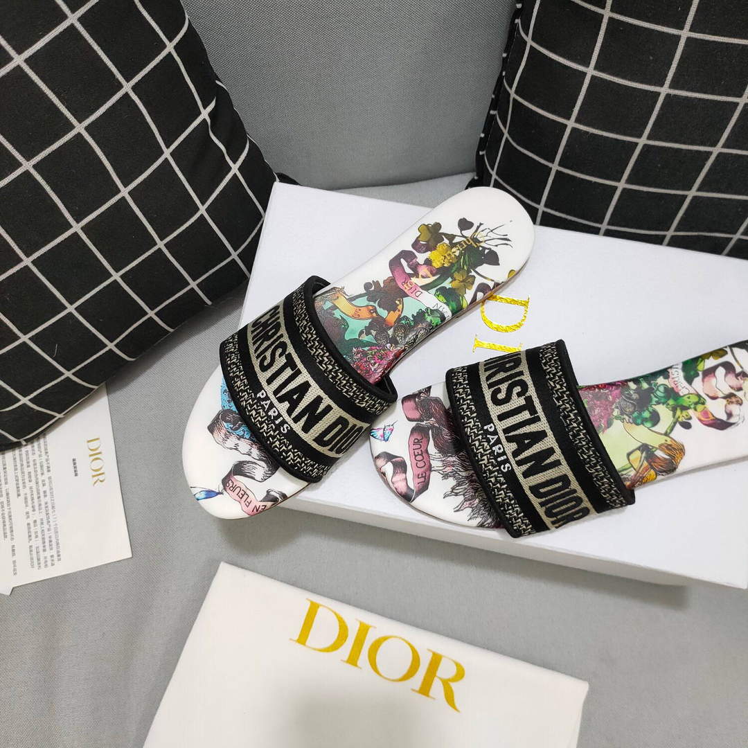 Dior Women's Slippers Designer Dior Sandals Flats Shoes D81204
