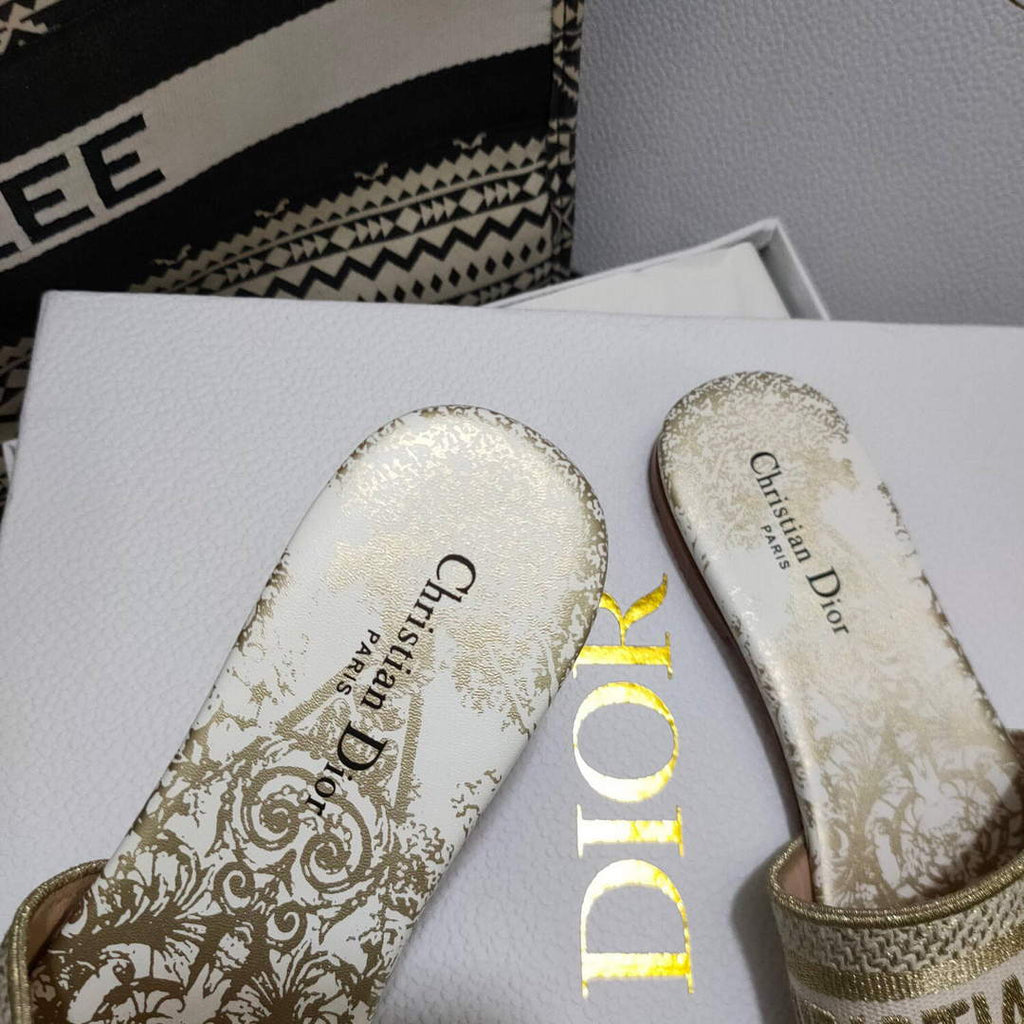 Dior Women's Slippers Designer Dior Sandals Flats Shoes D81205