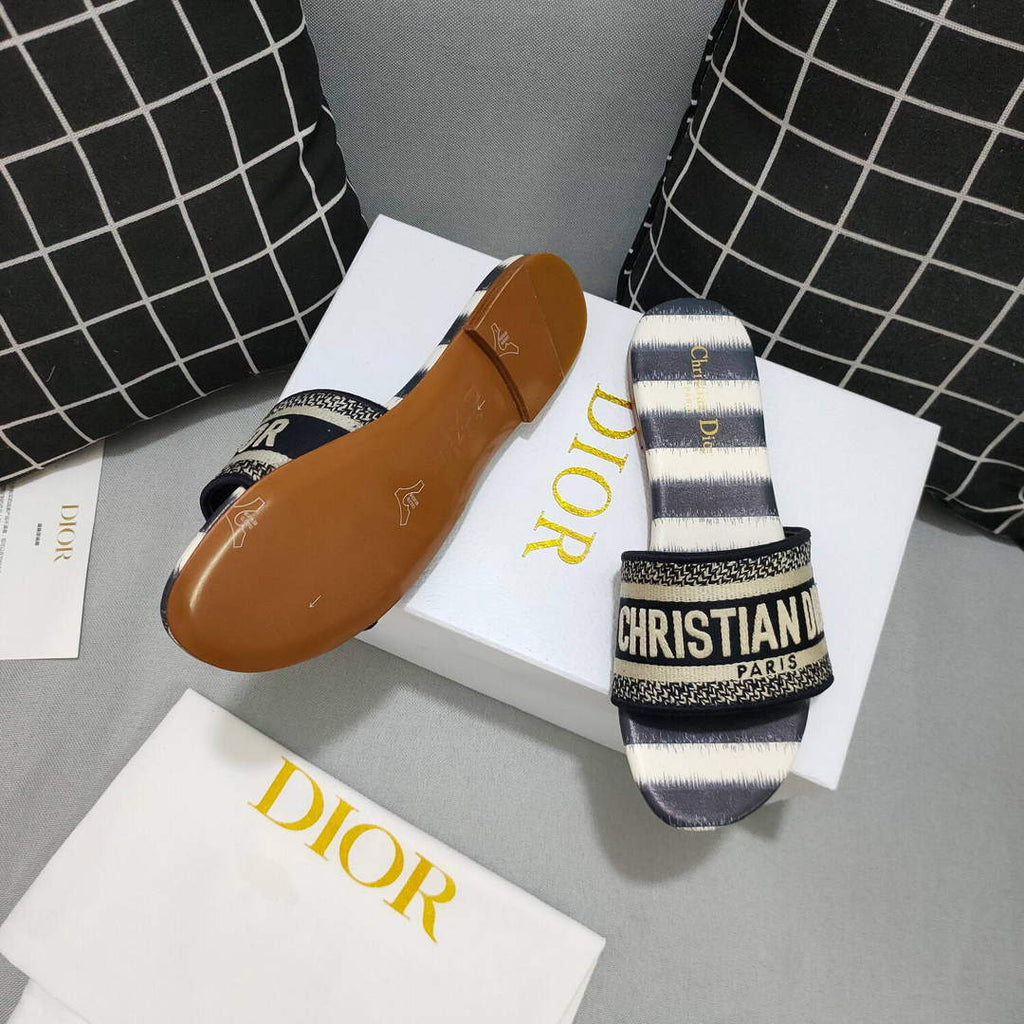 Dior Women's Slippers Designer Dior Sandals Flats Shoes D81197