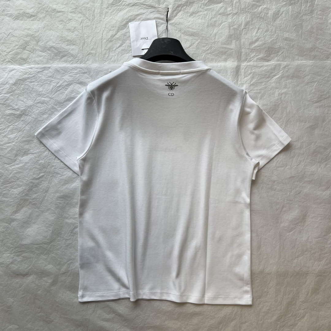 Dior Women's T-shirt Fashion Clothing D82561