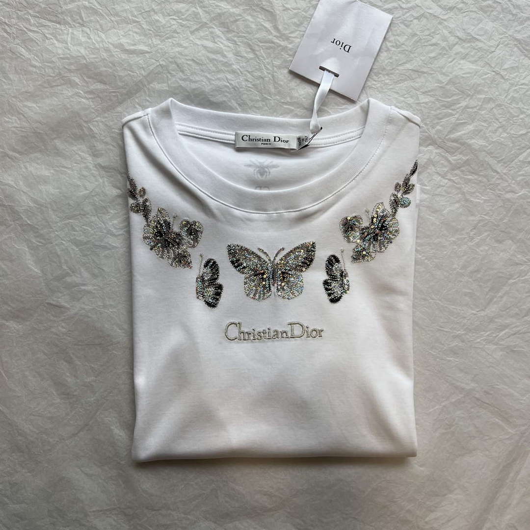 Dior Women's T-shirt Fashion Clothing D82561
