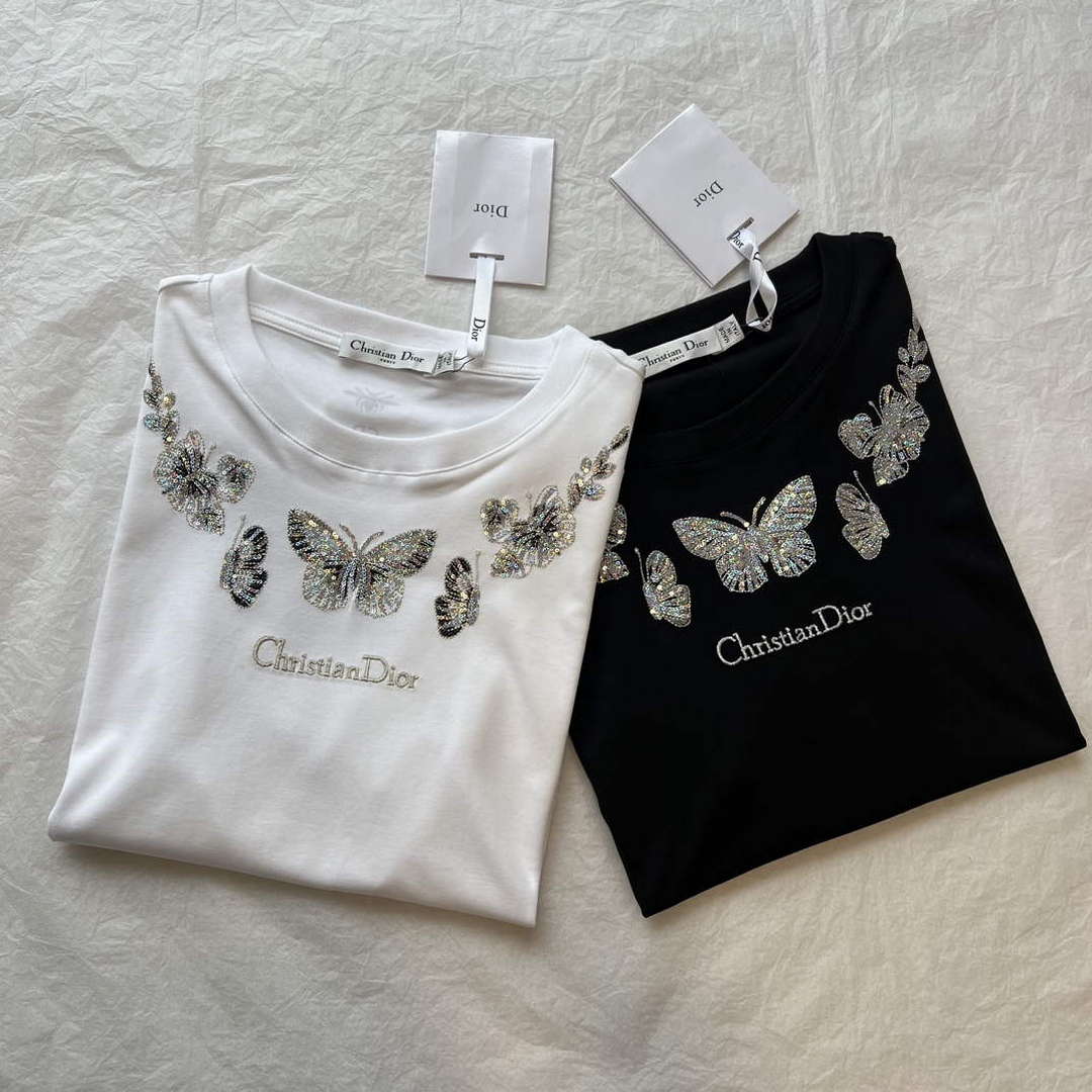 Dior Women's T-shirt Fashion Clothing D82561