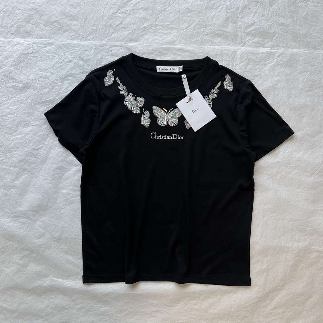 Dior Women's T-shirt Fashion Clothing D82562