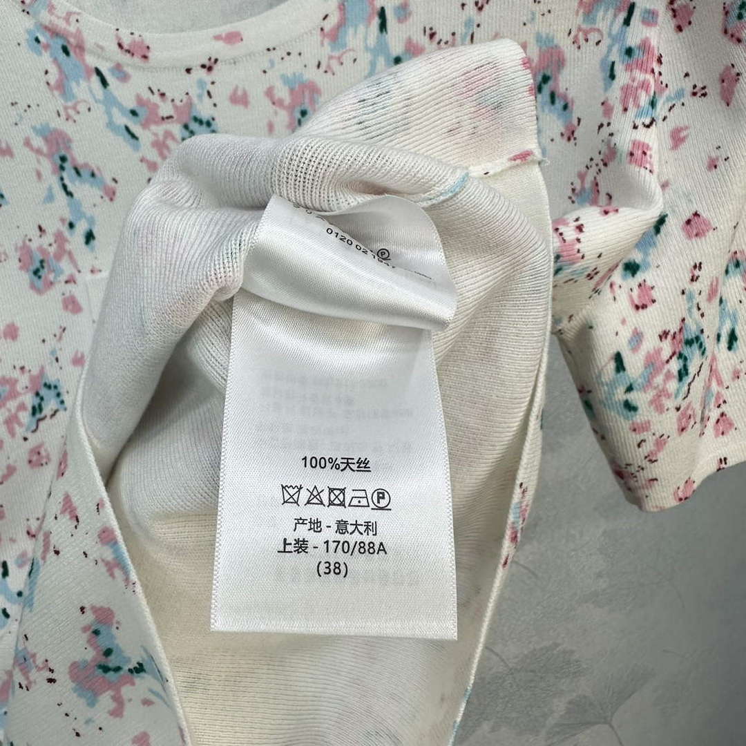 Dior Women's T-shirt Fashion Clothing D82563