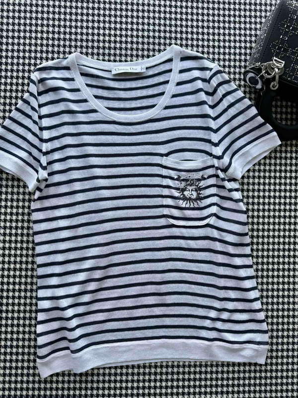 Dior Women's T-shirt Fashion Clothing D82569