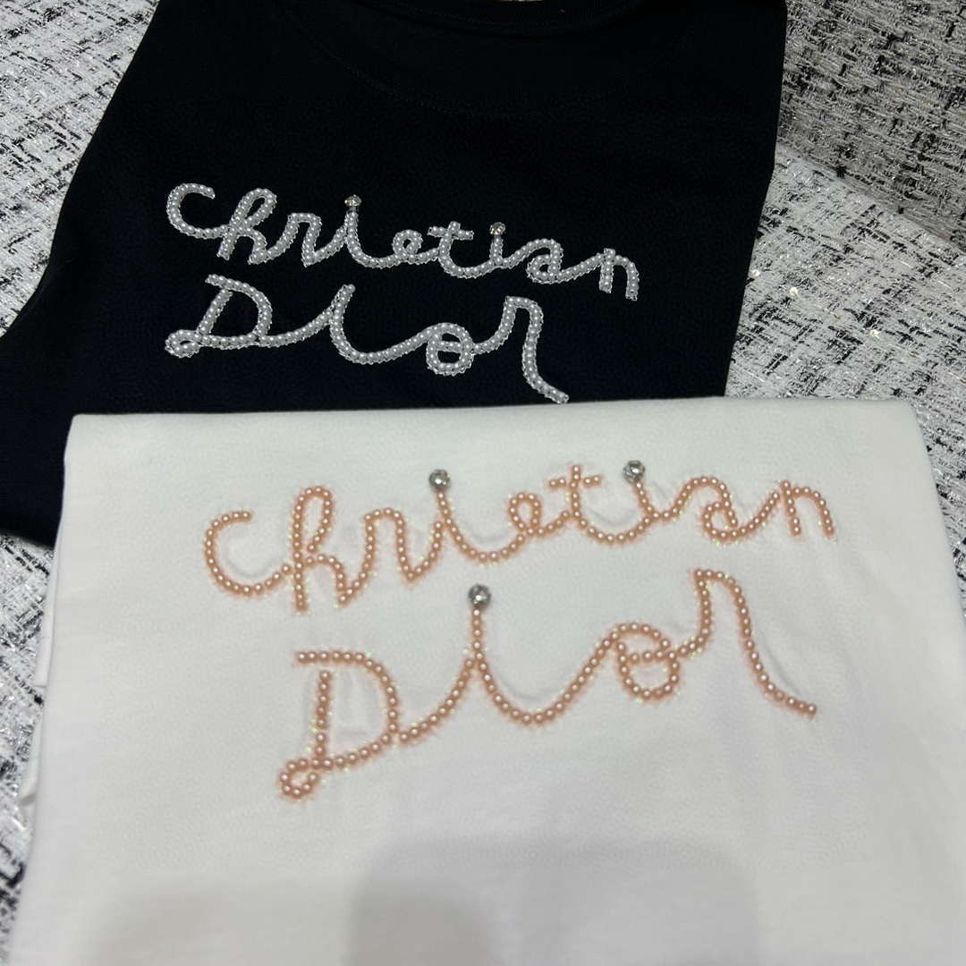 Dior Women's T-shirt Fashion Clothing D82609