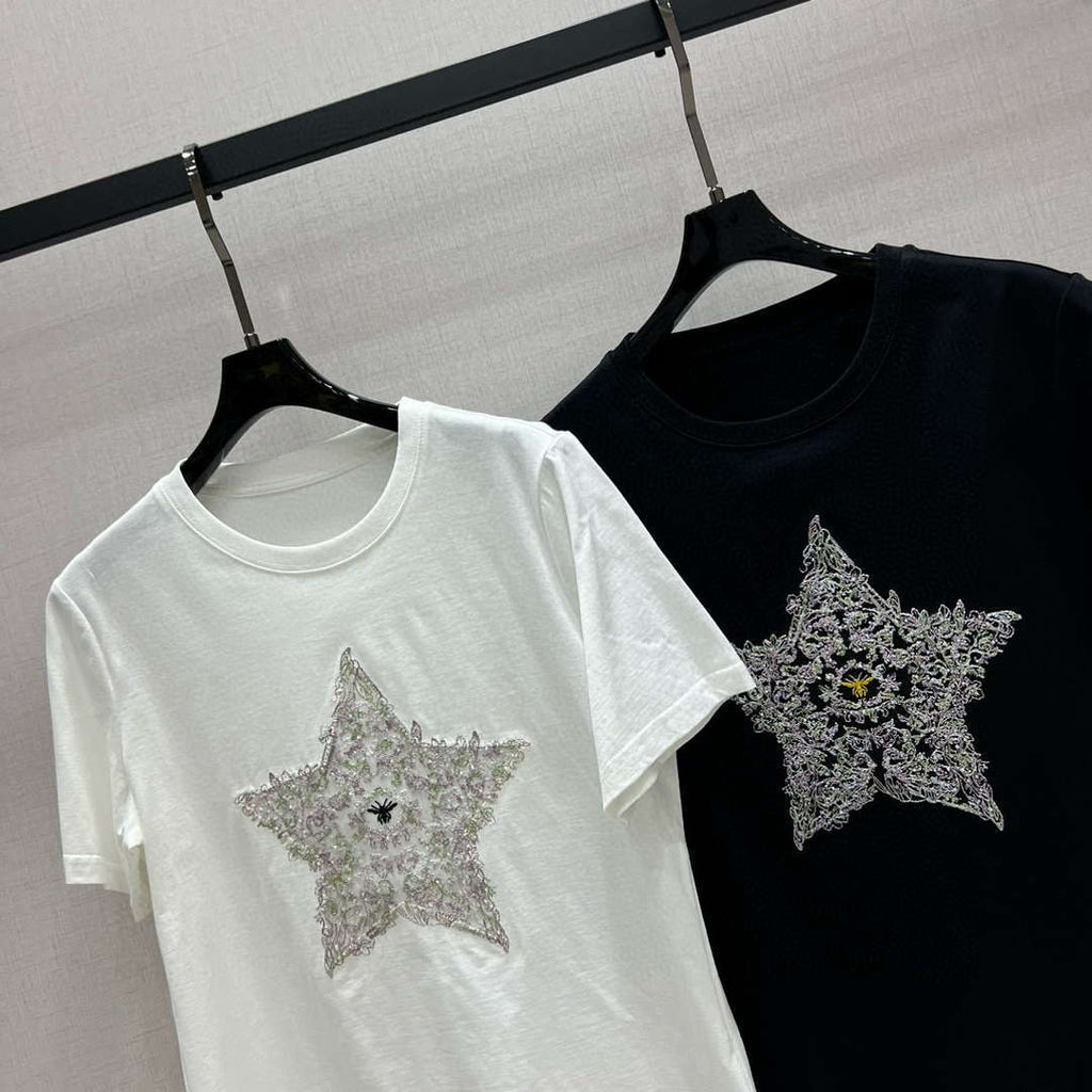 Dior Women's T-shirt Fashion Clothing D82610