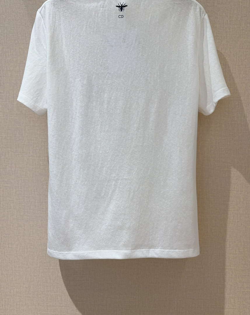 Dior Women's T-shirt Fashion Clothing D82611