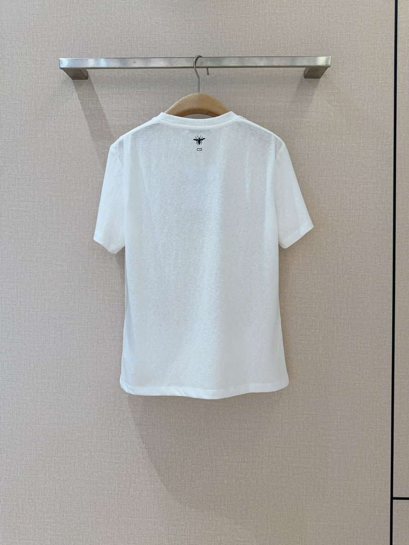 Dior Women's T-shirt Fashion Clothing D82612