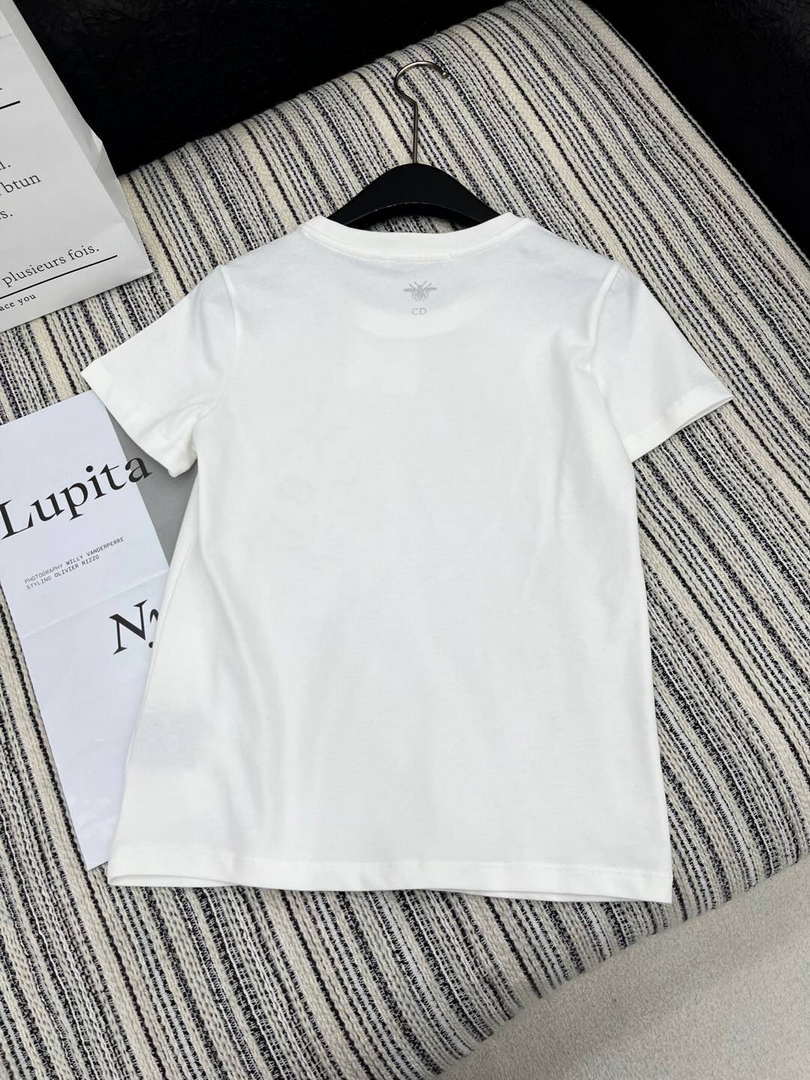 Dior Women's T-shirt Fashion Clothing D82613
