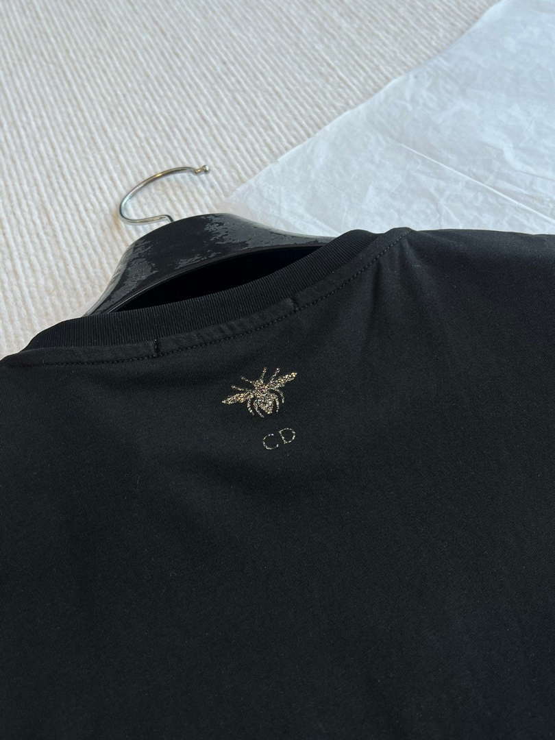 Dior Women's T-shirt Fashion Clothing D82617