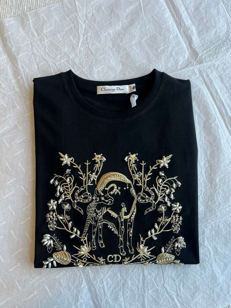 Dior Women's T-shirt Fashion Clothing D82617