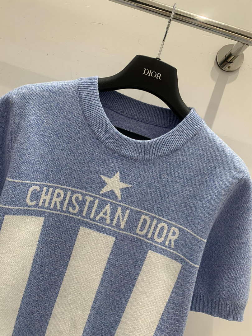 Dior Women's T-shirt Fashion Clothing wool D82604