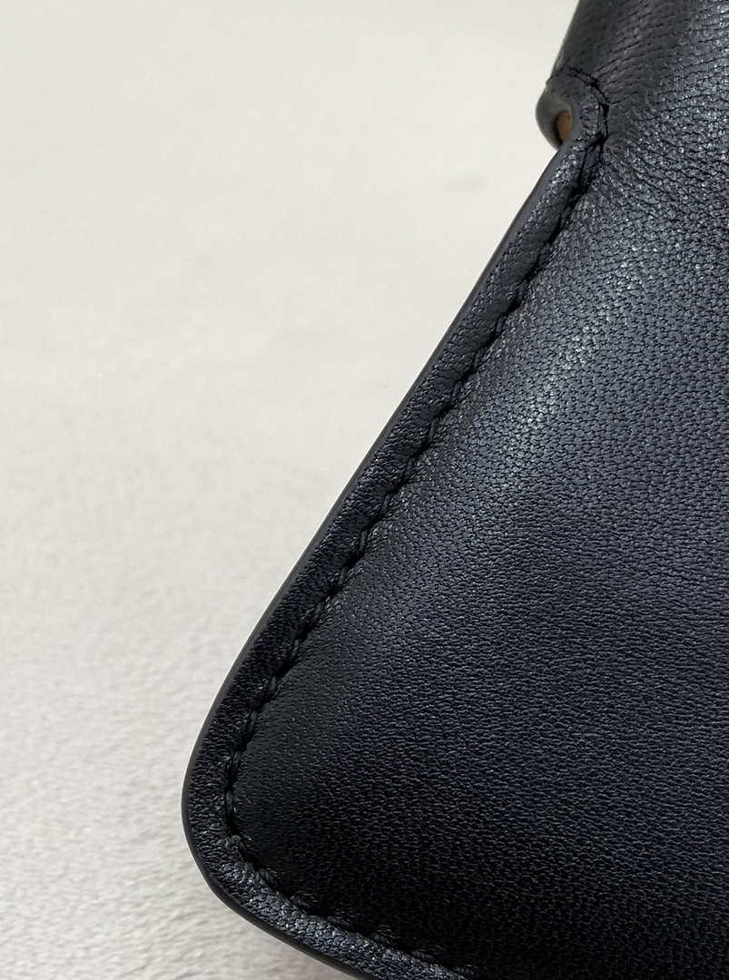 Fendi 7AR993 FENDI PICO PEEKABOO Charm 8385 Black - Default Title - View 4
